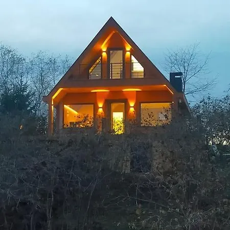 Bitek Bungalov *