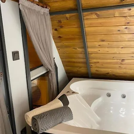 Bitek Bungalov